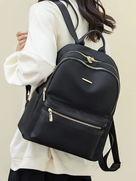 Black Backpack Aesthetic, Mochila Aesthetic, College Bags For Girls, Women Backpack Fashion, Tas Bahu, Colorful Backpacks, Backpack For Teens, Backpack For Women, Outdoor Backpacks