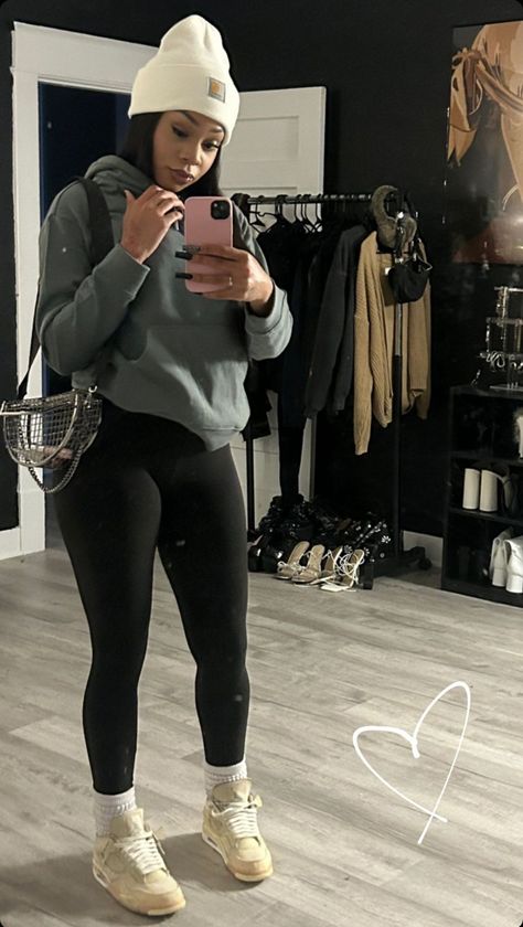 Retail Outfits Work Casual Winter, Movie Outfits Black Women, Black Tights Outfit Black People, Chill Winter Outfits Lazy Days, Baddie New York Outfits, Lazy Day Outfits Black Women, Chill College Outfits Black Women, Leggings Outfits Black Women, Baddie Leggings Outfit