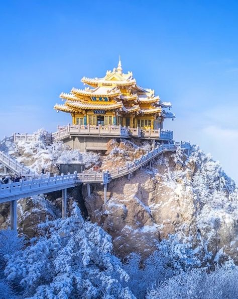 Laojun Mountain, China Cities, China Temple, Temple Run, Chinese Mountains, Mountains Aesthetic, Chinese Temple, China City, Chinese Aesthetic