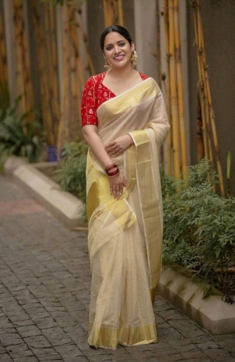 Set Saree Blouse, Kerala Dress, Kerala Saree Blouse, Onam Outfits, Rustic Architecture, Kerala Saree Blouse Designs, Onam Saree, Kasavu Saree, Checks Saree