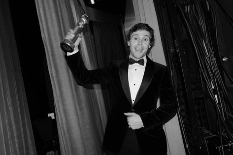 Evan Peters 2023, Evan Peters American Horror Story, Greg Williams, Alfred Molina, Golden Globe Winners, Beverly Hilton, Evan Peters, Golden Globe, Golden Globes