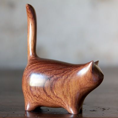 1000+ ideas about Carving on Pinterest | Whittling, Wood spoon and ... Art Sculpture En Bois, Cat Carving, Cat Wood, Wood Animal, Wood Carving Designs, Wood Cat, Wood Carving Patterns, Fat Cat, Wooden Cat