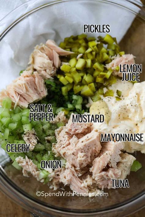 Low Calorie Lunches For School, Easy Tuna Lunch Ideas, Healthy Tuna Lunch Ideas, Low Calorie Meals Lunches, Canned Tuna Recipes Healthy, Tuna Lunch Ideas, Canned Tuna Salad, Tuna Recipes Canned, Tuna Bowls