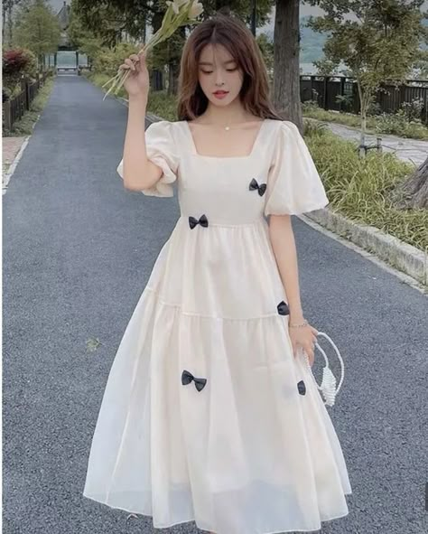 Short Frocks For Women, Frock Designs For Women, Skirt Outfits Korean, Simple Frock, Short Frocks, Long Frock Designs, Simple Frock Design, Western Dresses For Women, Casual Frocks