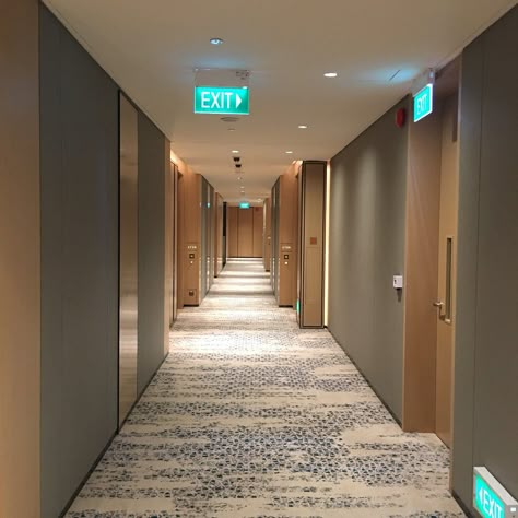 Condo Lobby Design, Hotel Corridor Design, Hotel Corridors, Apartment Corridor, Corridor Ideas, Art Deco Style Interior, Hotel Corridor, Hotel Hallway, Hotel Lobby Design