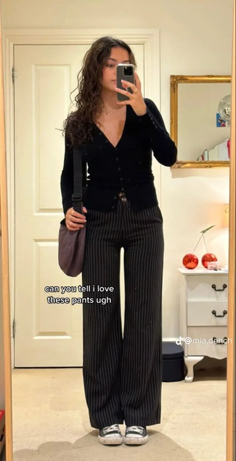 Ap Seminar Outfits, Madewell Business Casual, 90s Dress Pants Outfits, Mock Interview Outfits, 2024 Job Interview Outfits, Buissnes Casual Outfits Woman Spring, Coquette Business Casual, Pink Interview Outfit, Buisness Casual Women Outfits Interview