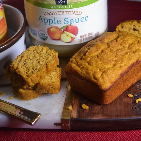 Apple Pumpkin Bread Pupcakes - Pupcake Sugar Apple Pumpkin Bread, Mini Bread Loaves, Healthy Pumpkin Bread, Apple Pumpkin, Mini Loaf Pan, Treats Recipes, Apple Bread, Mini Loaf, Fun Treats