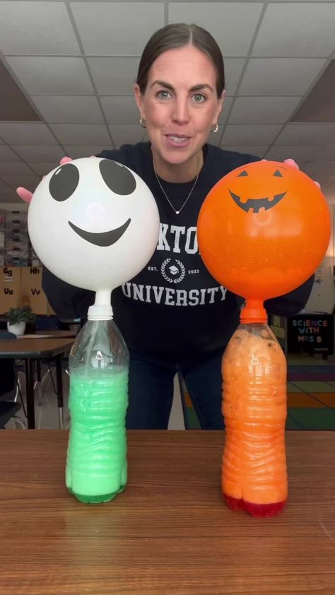 Spooky Science: Spooky Balloons! 💀🎈🎃 #science #halloween #scienceexperiment #balloons #stem #education #spookyseason | Mrs. B TV | Giulio Cercato · Halloween Waltz Halloween Kita, Halloween Experiments, Science Halloween, Spooky Balloons, Vetenskapliga Experiment, Science Experiments Kids Preschool, Spooky Science, Science Experiments Kids Easy, Halloween Science