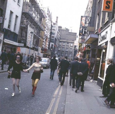 In Pictures: Soho Through The Decades | Londonist 60s Street Photography, 70s Street Photography, 80s Britain Aesthetic, 60s London Aesthetic, London In The 80s, 80s British Aesthetic, 80s London Aesthetic, 80s Uk Aesthetic, 1968 Aesthetic