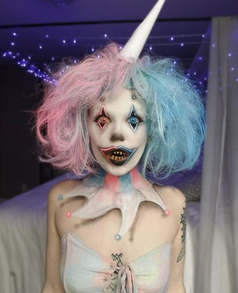 Clown Ideas, Clown Aesthetic, Spooky Fashion, Clown Hair, Halloween Clown, Cute Clown, Clown Faces, Clown Costume, Clown Makeup