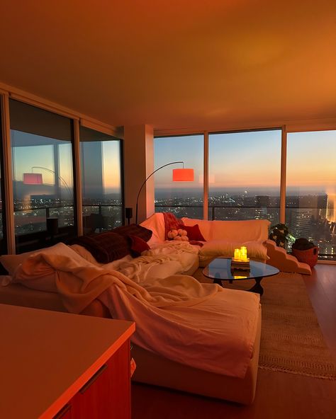 Apartment In City Aesthetic, Condo In Los Angeles, New York Apartment Big Windows, Loft Apartment Los Angeles, Los Angeles House Interior, Sky High Apartment Aesthetic, Los Angeles Studio Apartment, Los Angeles Home Interior, Moving In Apartment Aesthetic