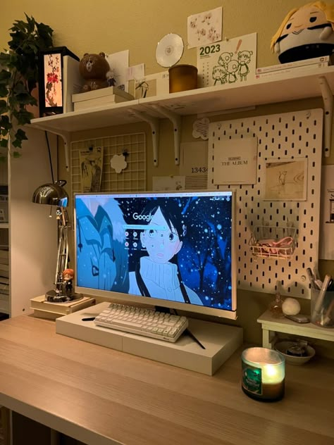 Asian Desk Aesthetic, Japanese Aesthetic Room Ideas, Desktop Asethic, Totoro Gaming Setup, Monitor Aesthetic Setup, Shelf Decor Desk, Anime Themed Desk, Desk Anime Decor, Ikea Desk Setup Aesthetic