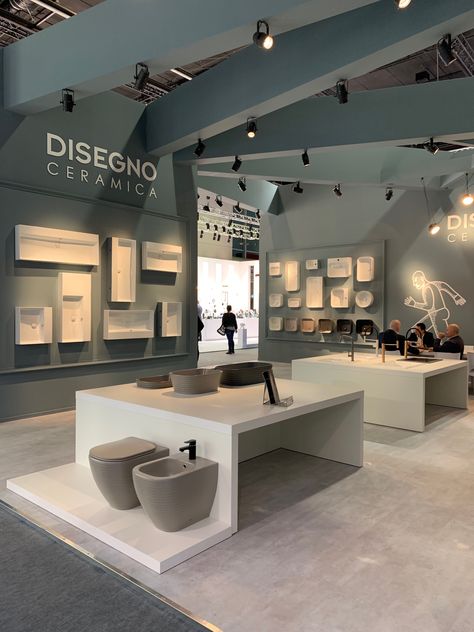 Ceramic Showroom Design, Modern Showroom Interior Design, Ceramic Showroom Interior Design, Showroom Bathroom Design, Bathroom Showroom Display Store Design, Bathroom Showroom Design, Sanitary Ware Showroom Design, Sanitary Showroom Display, Sanitary Showroom Interiors