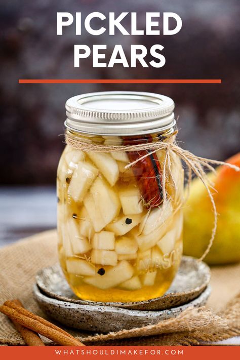 Pickled Pears, Lamb Taco, Pickled Fruit, New Year's Desserts, Quick Pickled, Homemade Condiments, Pear Recipes, Casual Fall Outfit, Pickled Veggies