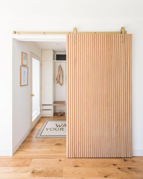 Rebekah Higgs / DIY MOM on Instagram: “I wanted the barn door in my front entrance to hang like a piece of art and add to the mid century modern vibe of my Halifax home! I shared…” Diy Mom, Modern Sliding Doors, Modern Barn Door, Sliding Doors Interior, Street House, Front Entrance, Bed In Closet, Modern Barn, Tiny Bedroom