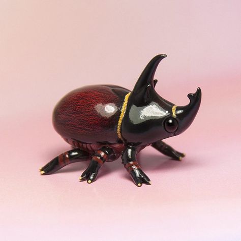 Cute Bug Art, Bug Ceramic, Bug Sculpture, Mini Tela, Armadura Cosplay, Cool Bugs, Ceramic Art Sculpture, Bug Art, Polymer Clay Sculptures