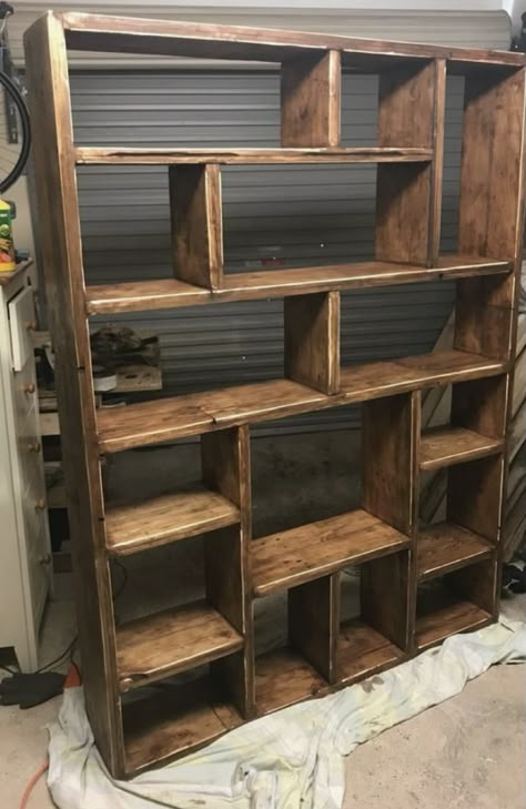 Bar Deco, Rustic Bookshelf, Large Bookshelves, Rustic Bookcase, Bookshelf Inspiration, Bookcase Diy, Bookshelf Ideas, Wood Bookshelves, Home Library Design