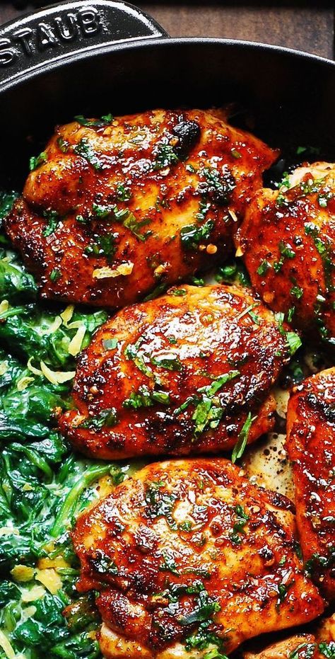 close-up of Smoked Paprika Chicken with Creamed Spinach Creamed Spinach Chicken, Chicken With Creamed Spinach, Paprika Chicken Thighs, Skinless Boneless Chicken Thighs, Smoked Paprika Chicken, Chicken Thigh Seasoning, Spinach Chicken, Low Carb High Protein, High Protein Dinner