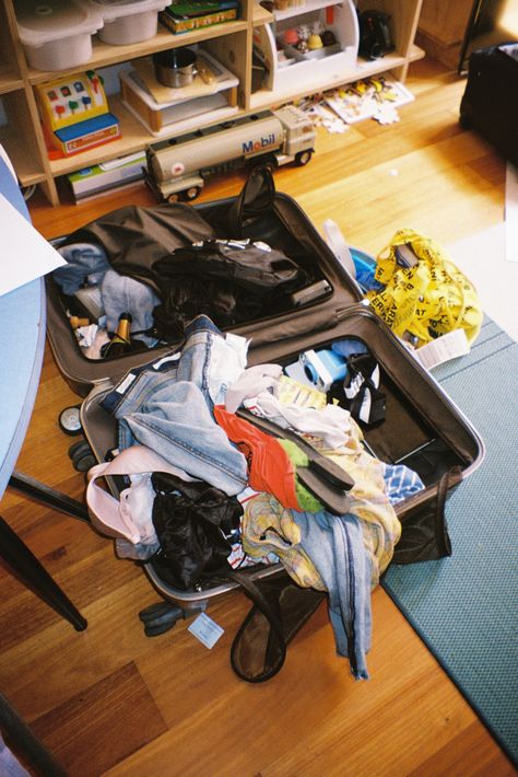 for the messy packers Messy Suitcase Aesthetic, Packing For Trip, Trip Moodboard, Packed Bags, Packed Suitcase, Packing Aesthetic, Traveling Luggage, Packing A Suitcase, Messy Clothes