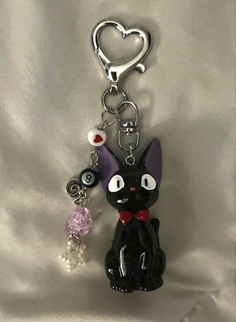 seling on my depop !! #kikisdeliveryservice #kiki #gigi #anime #studioghibli #keychain #phonechain #handmade #diy #beads #pretty #aesthetic قلادات متدلية, Kiki's Delivery Service, Keychain Cute, Unique Accessories, Cute Keychain, Cute Little Things, Cute Charms, Quito, Jewelry Inspo