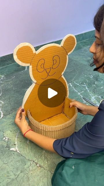 Craft Idea With Cardboard, Craft With Boxes Creative, Diy Box Ideas Creative, Thick Cardboard Crafts, Preschool Cardboard Box Ideas, Crafts Boxes Ideas, Carbord Craft Diy, Cardboard Kids Ideas, Cute Crafts With Cardboard