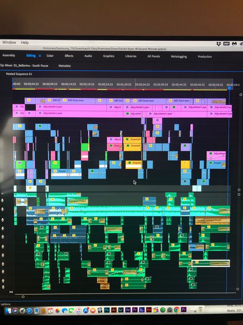 Video Editing Timeline, Premiere Pro Aesthetic, Video Editing Youtube, Film Editor Aesthetic, Video Editing Premiere Pro, Film Editing Aesthetic, Premiere Aesthetic, Video Editor Aesthetic, Video Editing Aesthetic