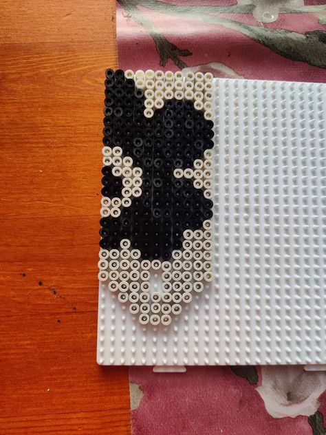 Marimekko Hama Beads, Hamahelmet Ideas, Hamahelmi Ideas, Diy Marimekko, Easy Perler Beads, Easy Perler Beads Ideas, Rainy Day Crafts, Hama Beads Design, Perler Crafts