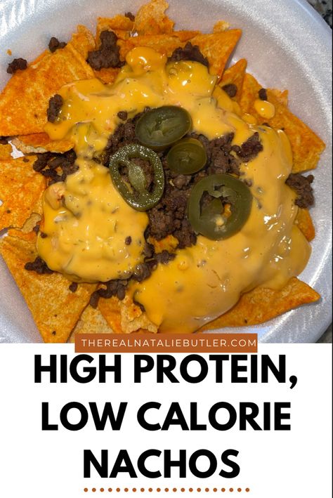 Healthy snacks - high protein nachos Quick Low Calorie High Protein Dinner, Bariatric Nachos, Low Cal Nachos, Macro Friendly Nachos, Lean High Protein Meals, Low Calorie Nachos, High Protein Nachos, Low Cal High Volume Meals, High Volume Low Calorie Recipes