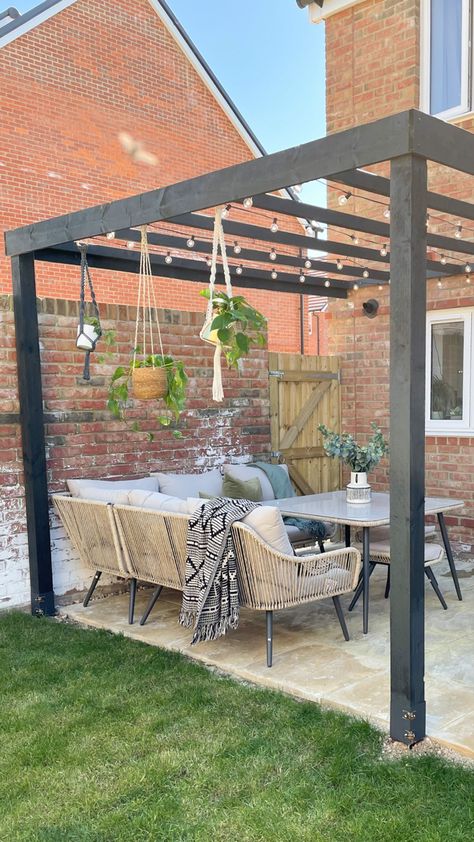 Pergola Near House, Slatted Pergola Ideas, Wooden Patio Pergola, Make Your Own Pergola, Garden Patio Pergola, Diy Modern Pergola Freestanding, Back Garden Pergola Ideas, Outdoor Seating Pergola, Building A Pergola On A Patio