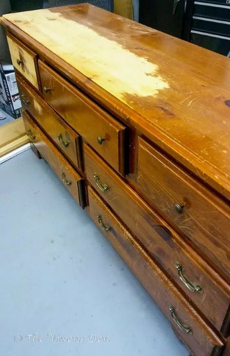 Redo Furniture Dressers, Repurpose Old Dresser Diy Ideas, Dresser Buffet Repurposed, Restore Dresser Diy, Diy Modern Dresser Makeover, 7 Drawer Dresser Makeover, Diy Dresser Flip, Redoing Dressers Ideas Diy, Painted Dresser With Stained Top