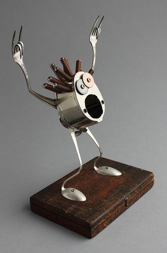 Found Object Robot Assemblage Sculpture By Brian Marshall | Flickr - Photo Sharing! Robot Assemblage, Assemblage Sculpture, Recycled Robot, Silverware Art, Robot Sculpture, Arte Robot, Found Object Art, Found Art, Junk Art