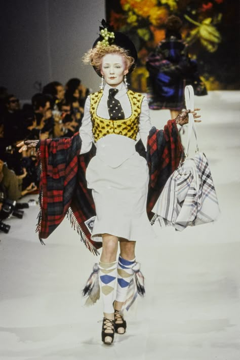 Vivienne Westwood New Romantics, Vivienne Westwood Iconic Looks, Vivienne Westwood Sketches, Vivienne Westwood 80s, 90s Vivienne Westwood, Vivienne Westwood Designs, Vivienne Westwood Punk, Vivienne Westwood Fashion, Vivian Westwood