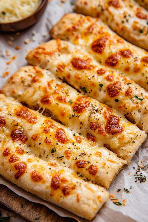 Homemade Garlic Fingers Recipe, Homemade Garlic Cheese Breadsticks, Italian Bread Sticks Recipe, Cheesy Breadsticks Recipe, Garlic Bread Dough Recipe, Dominos Cheesy Bread Copycat, Cheesy Bread Sticks Recipe, Garlic Sticks Recipe, Cheesy Pizza Bread