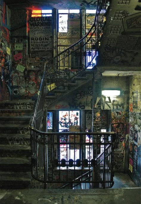 Apocalypse Aesthetic, Cyberpunk City, Grunge Photography, City Aesthetic, Design Website, Pretty Places, Abandoned Places, Photography Inspo, Dark Aesthetic