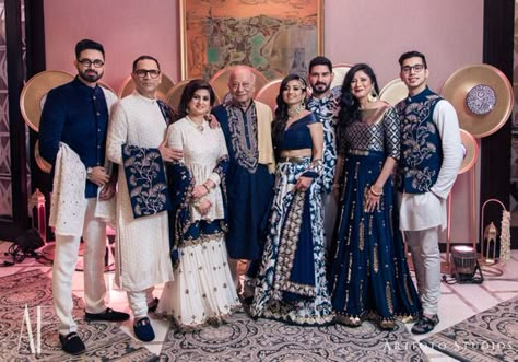 11 Families Who Coordinated Their Outfits To Perfection For The Big Day! Wedding Dress Kids, Kids Wedding Dress, Mother Wedding, Outfits Wedding, Kids Wedding, Mother Wedding Dress, Family Matching Outfits, Family Wedding, Adult Costumes