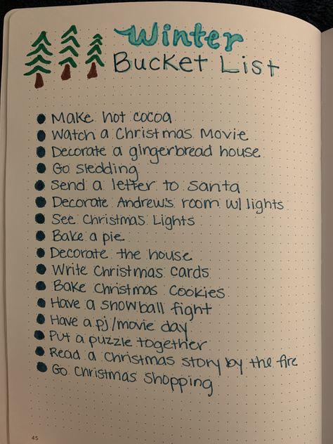 Christmas List Journal Ideas, Christmas Things To Do When Bored, Christmas Stuff To Do With Friends, Aesthetic Christmas List Ideas On Paper, Christmas Bucket List Aesthetic, Christmas List Ideas On Paper, Things To Do During Christmas, Aesthetic Christmas List, Bucket List Notebook