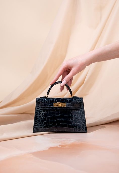 Hermès Mini Kelly Shiny Crocodile in Vert Rousseau GHW Kelly Hermes Mini, Purse Product Photography, Bag Product Shoot, Ramadan Campaign, Shooting Bags, Morgan Stewart, Creative Advertising Photography, Bag Photography, Candle Photography