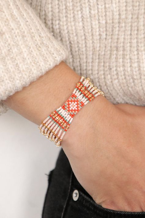 Miyuki Beaded Bracelets, Miyuki Bracelet Pattern, Bead Loom Bracelet, Bead Loom Designs, Loom Jewelry, Bracelet Miyuki, Bead Loom Pattern, Miyuki Bracelet, Beaded Bracelets Tutorial