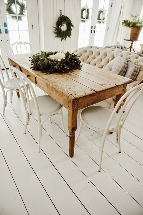 Antique Dutch Table Antique Farm Table Kitchen, French Farm Table Dining Rooms, Vintage Farmhouse Dining Table, French Farmhouse Kitchen Table, Farmhouse Dining Room Table With Leaves, Dining Table Seats 10-12, Diy Vintage Table, Old Farm Table, Antique Harvest Table