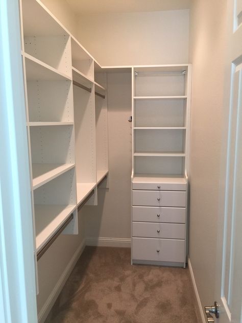 Small Walkin Closet, Small Walk In Closet Organization, Walk In Closet Organization, Small Master Closet, Narrow Closet, Small Walk In Closet, Closet Small Bedroom, Walking Closet, Walk In Closet Design