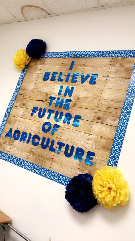 High School Agriculture Classroom Decorating Ideas, Ag Ed Classroom Decor, National Ffa Week Dress Up Days, Ffa Room Decor, Ag Bulletin Boards, Agriculture Teacher Classroom, Ag Classroom Decor, Ffa Board Ideas, Ag Classroom Bulletin Boards