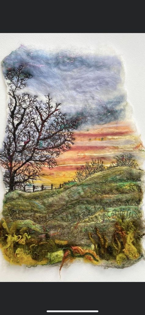 Sunrise Countryside, Needle Felted Landscapes, Felted Landscapes, Felting Pictures, Painting With Wool, Felted Pictures, Felt Painting, Countryside Art, Wool Painting