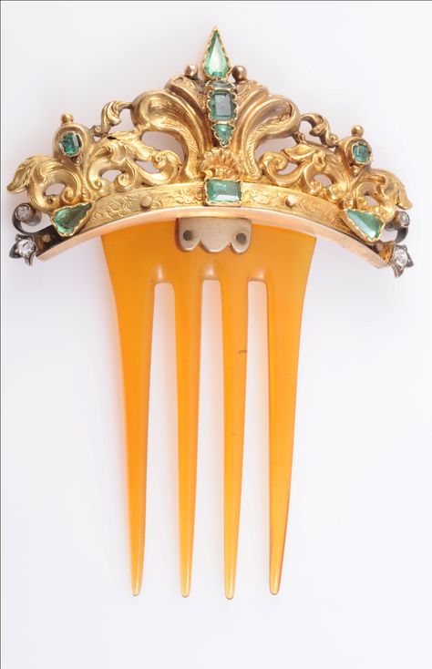 Fancy Objects, Princess Lolly, Dnd Wedding, Vintage Hair Comb, Antique Hair Combs, Hair Acessories, Emerald Set, Victorian Hairstyles, Gold Hair Comb