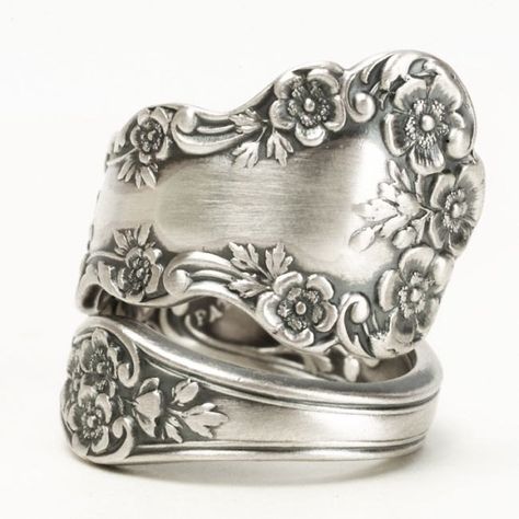 Vintage Spoon Rings, Sterling Silver Spoon Ring, Bijoux Art Nouveau, Silver Spoon Ring, Engraved Flower, Sterling Silver Spoons, Silverware Jewelry, Vintage Spoons, Spoon Ring