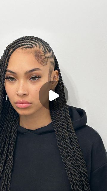 6 Braid Cornrow Hairstyles, Trending Hairstyles With Braids, Braided Cornrow Hairstyles Side Part, Twist Braids Cornrows Hairstyles, Cornrows And Braids At The Back, Half Lemonade Braids Half Island Twist, Vacation Braid Styles For Black Women, Corn Row In Front Box Braids In Back, New Black Girls Hairstyles For Braids