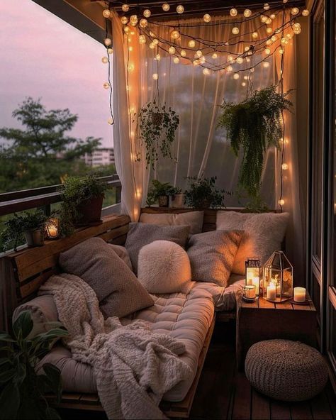 Small Balcony Ideas Apartment Diy, Balcony Ideas Apartment Diy, Balcony Ideas On A Budget, Balkon Decor, Balcony Design Ideas, Small Balcony Ideas Apartment, Closet Aesthetic, Terrace Decor, Small Balcony Design