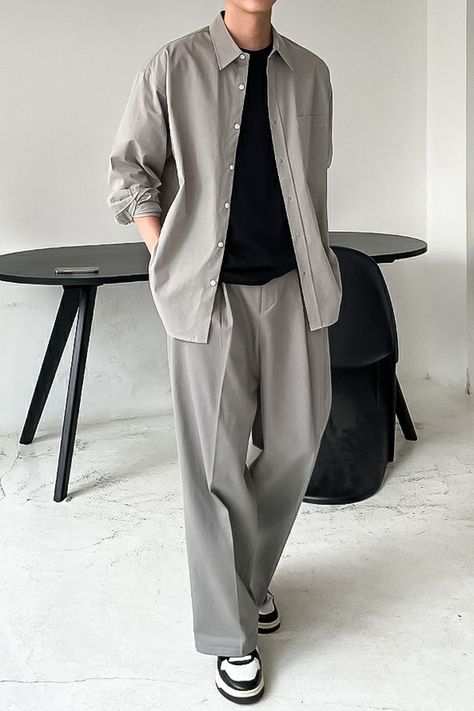 Korean Men Style Outfits Casual, Casual Korean Outfits Men, Korean Elegant Outfit Men, Slacks Outfit Casual Street Styles, Korean Style Outfits Men, Older Men Style, Korean Street Style Men, Korean Casual Outfits Men, Korean Guy Outfits