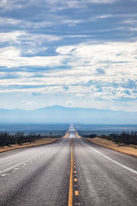 7 Texas Road Trips that Are All About the Journey | Texas Highways High Way Road, Highway Pics, Highway Aesthetic, Journey Wallpaper, Highway Wallpaper, Highway Photography, Highway Background, Road Scenery, Texas Road Trips