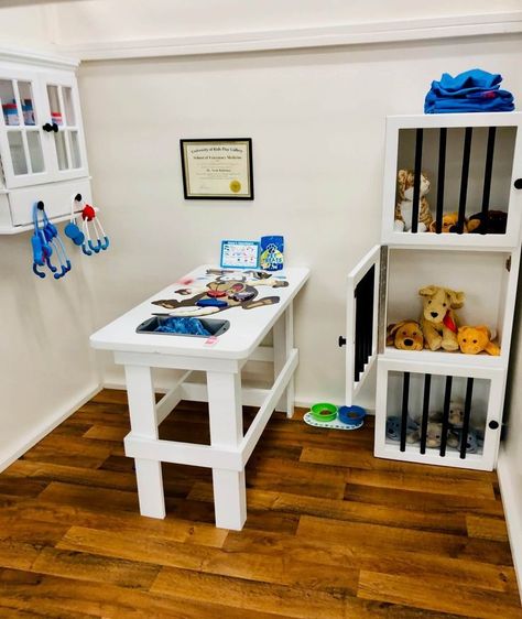 Setting up a Little vet clinic for pretend play in your kid’s playroom Pretend Play Area At Home, Diy Vet Clinic For Kids, Kids Vet Clinic, Pet Activities, February Preschool, Indoor Playground Design, Play Preschool, Gaithersburg Maryland, Play Cafe