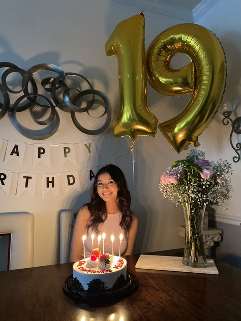 19th Birthday Party Ideas, 19th Birthday Party, Happy Birthday 19, 19th Birthday Cakes, 19th Bday, 19 Birthday, Surprise Birthday Decorations, Happy 19th Birthday, Birthday Party Decorations For Adults